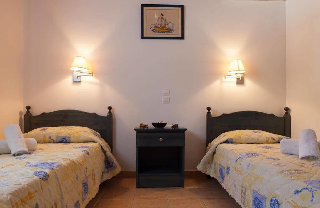 Ergina Summer Resort Antiparos ภายนอก รูปภาพ
